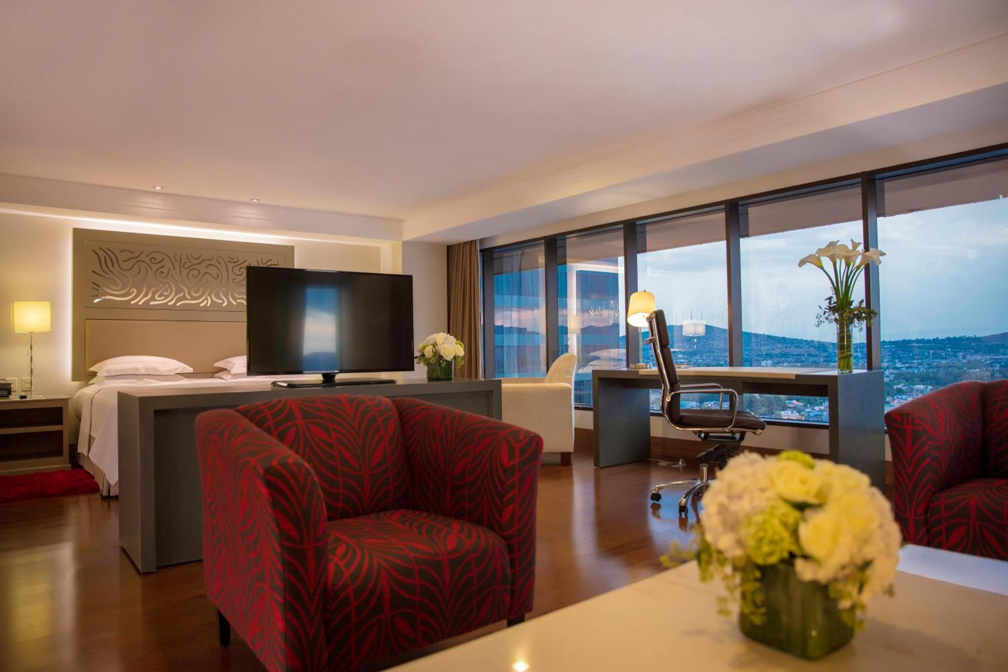Hilton Hotel 5*
